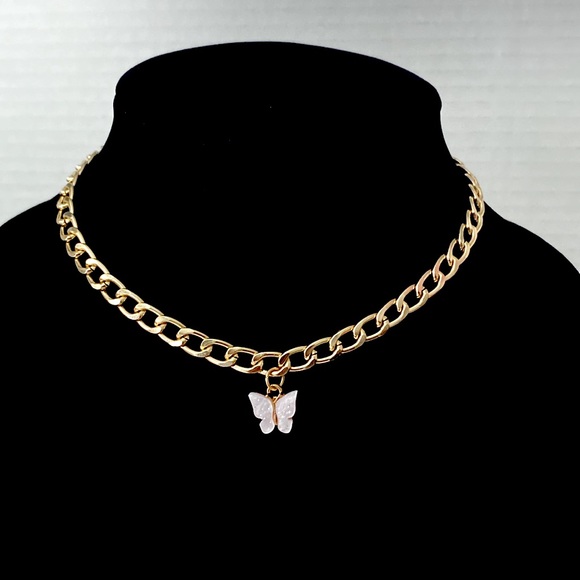Jewelry - Butterfly Pendant Necklace